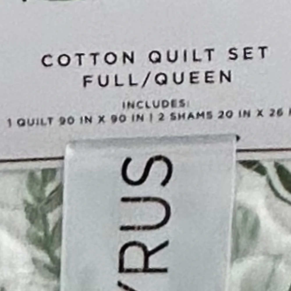 Papyrus Green and White Cotton Full/Queen Floral Quilt 90”x90”
